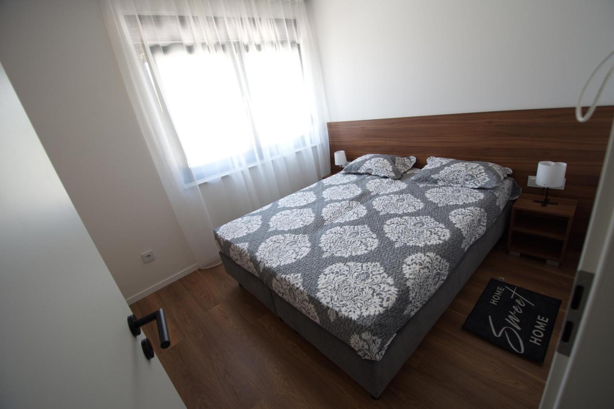 Studio Apartman Petrinja Екстериор снимка